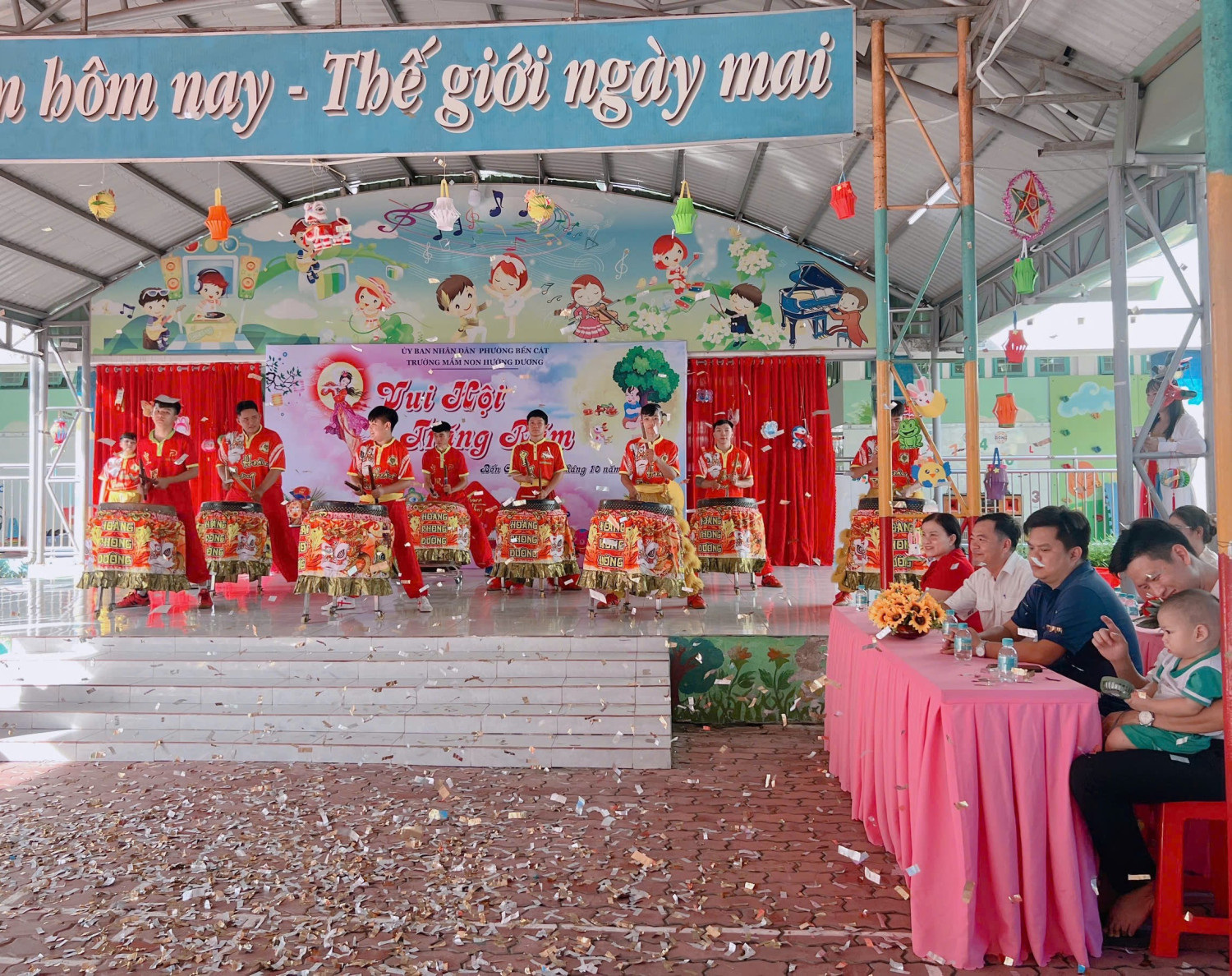 🎊 TRƯỜNG MẦM NON HƯỚNG DƯƠNG PHỐI HỢP PHỤ HUYNH TỔ CHỨC “VUI TẾT TRUNG THU” CHO CÁC BÉ 🎉