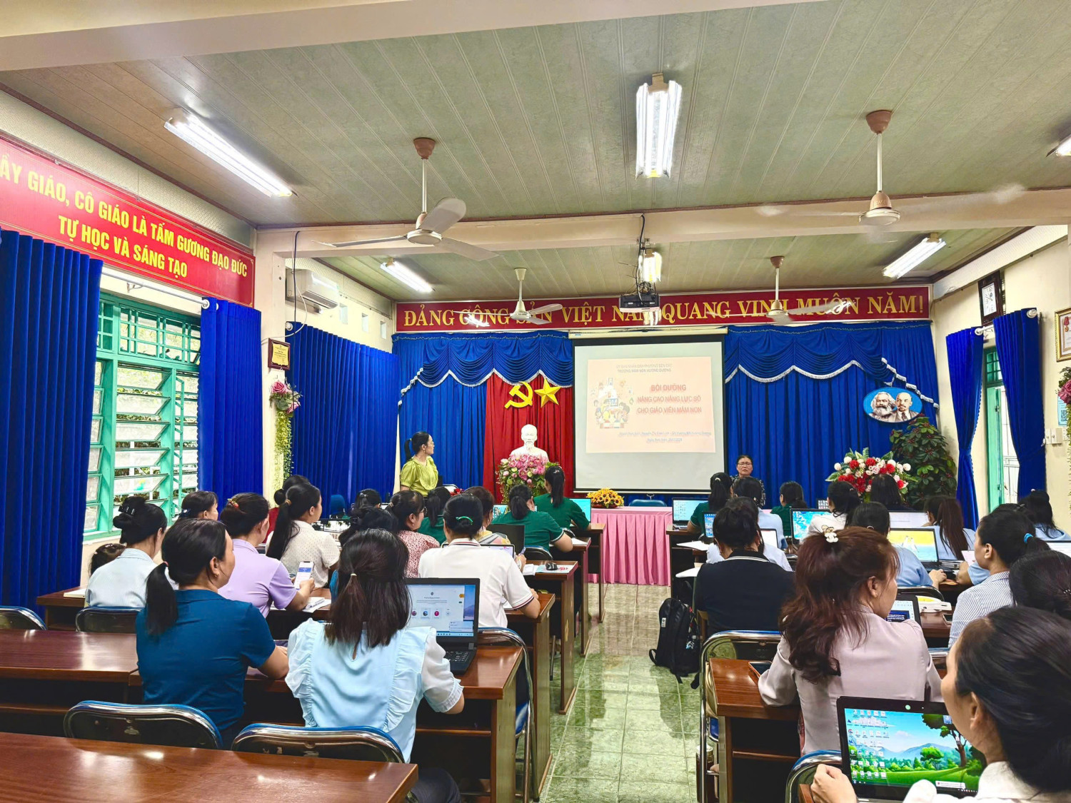 z7497429815077 caee9ee10303cce383ddfbc2e481bb04